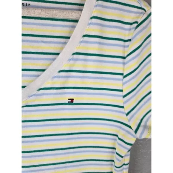 Tommy Hilfiger Women's 90s Y2k Style Striped V-Neck Tee Size Medium - Picture 2 of 5